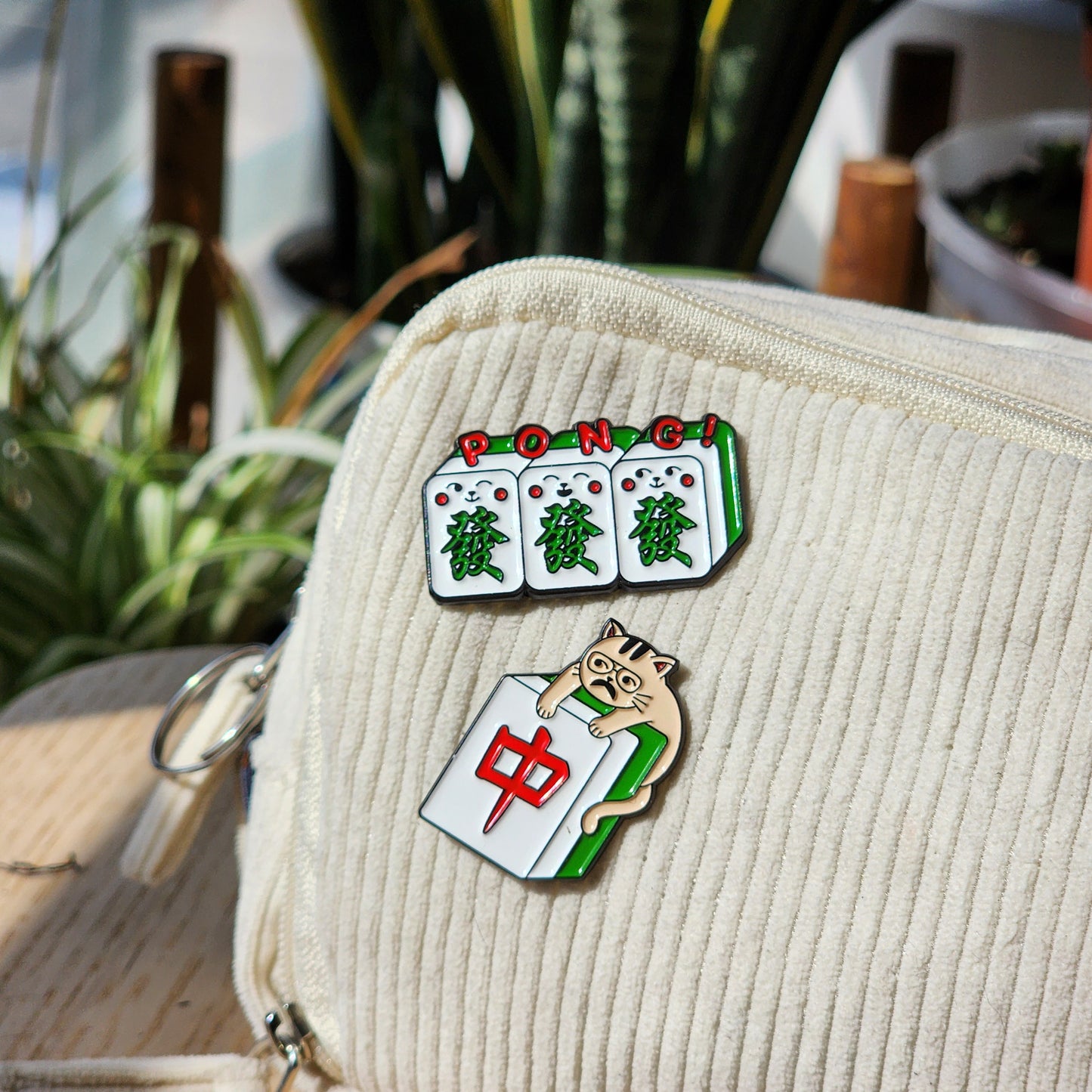 Mahjong PONG Triple Green Dragon Pin